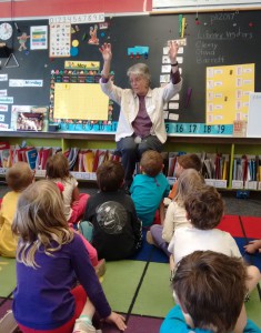 Laura Deal storytelling to kindergarten students